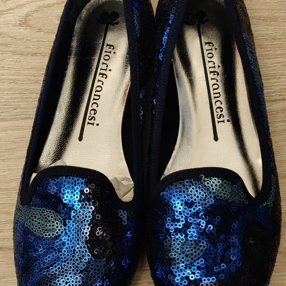 Blue Loafers (Italy) - Picture 3 of 12